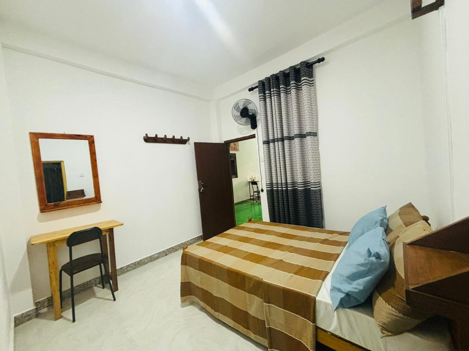 Jaya Villa - Near Airport Negombo Exteriör bild